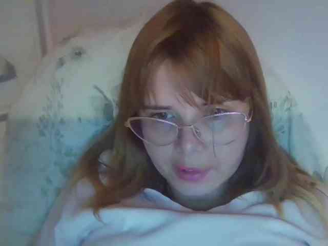 ElenaPleasure webcam