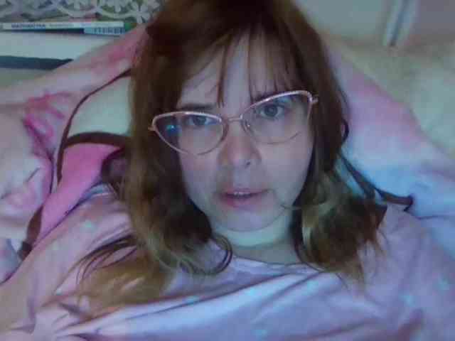 ElenaPleasure webcam