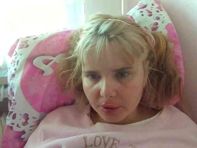 ElenaPleasure webcam