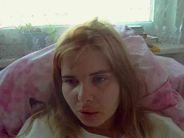 ElenaPleasure webcam