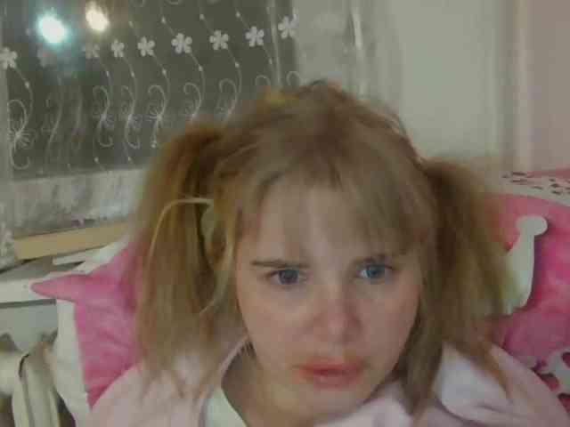 ElenaPleasure webcam