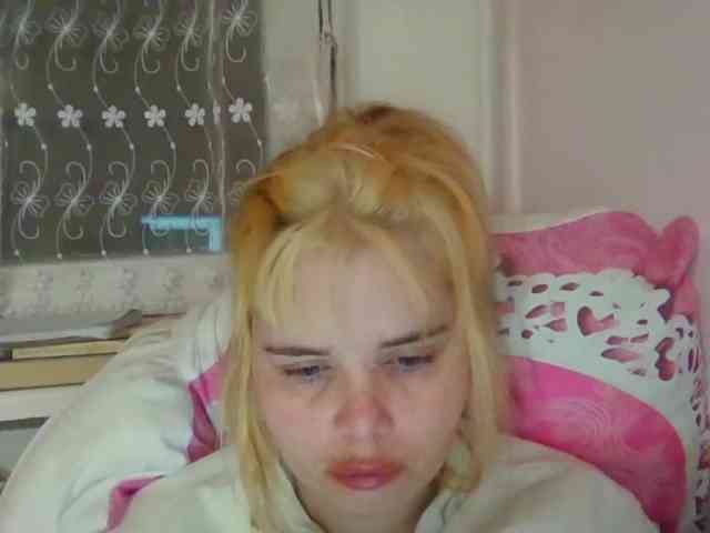 ElenaPleasure webcam