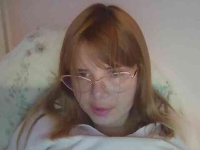 ElenaPleasure webcam