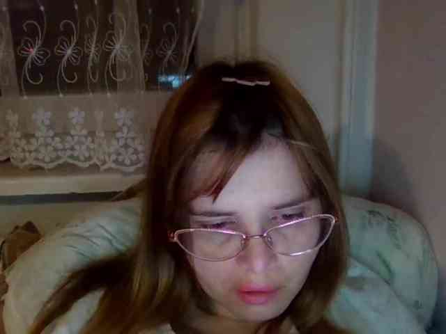 ElenaPleasure webcam