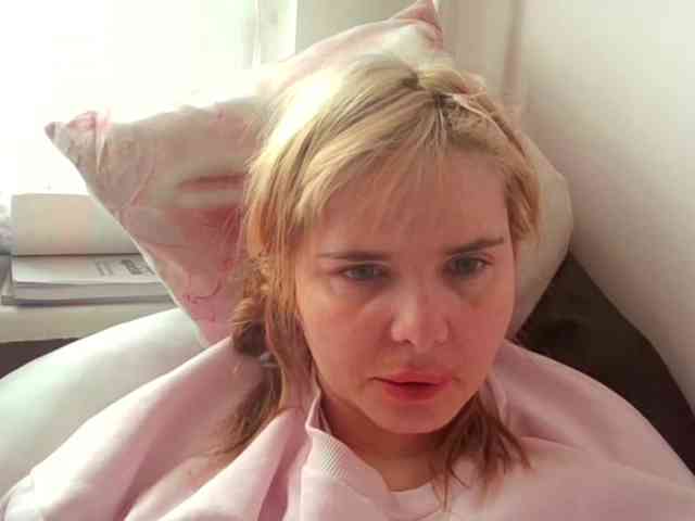 ElenaPleasure webcam