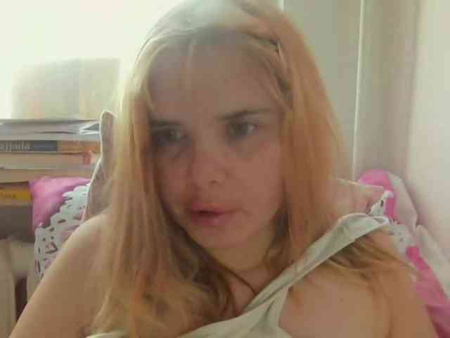 ElenaPleasure webcam