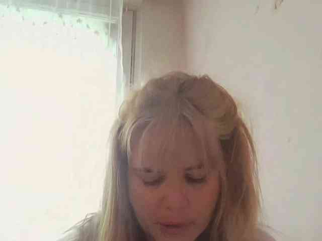 ElenaPleasure webcam