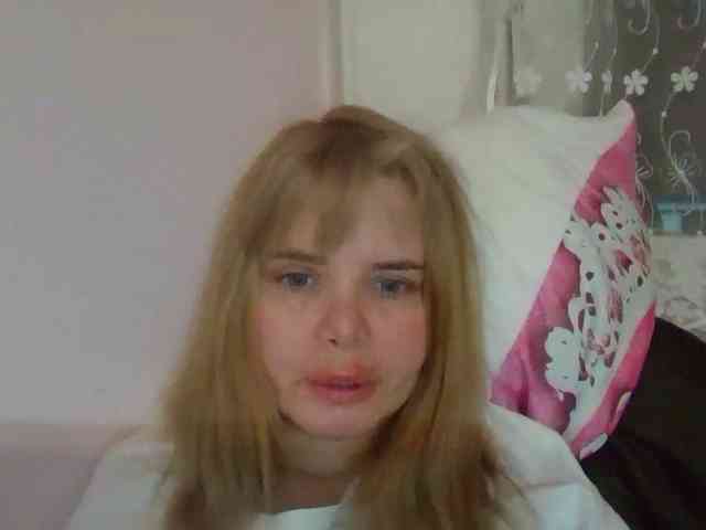 ElenaPleasure webcam