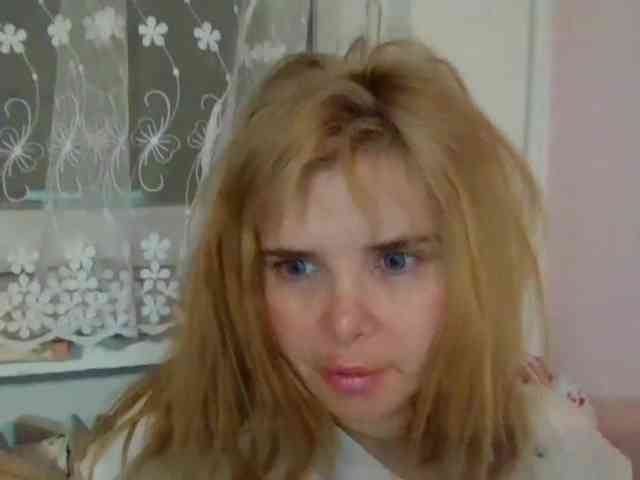 ElenaPleasure webcam