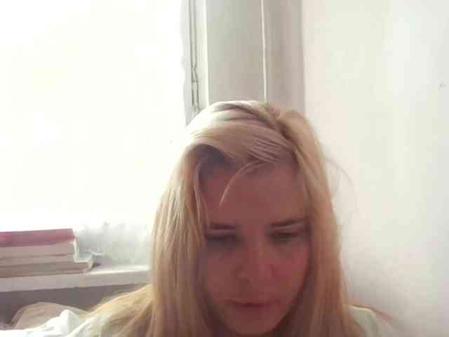 ElenaPleasure webcam