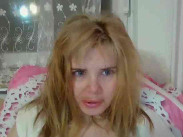 ElenaPleasure webcam