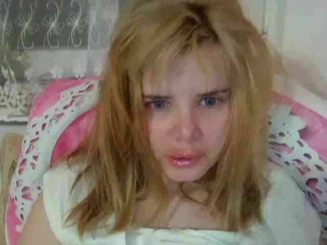 ElenaPleasure webcam