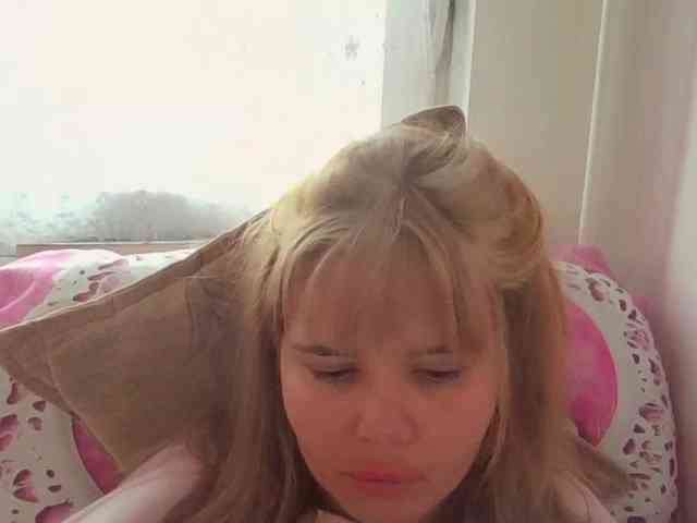 ElenaPleasure webcam