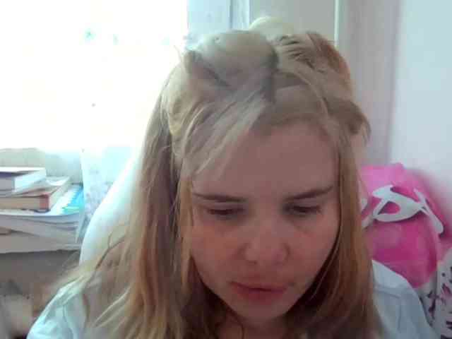 ElenaPleasure webcam