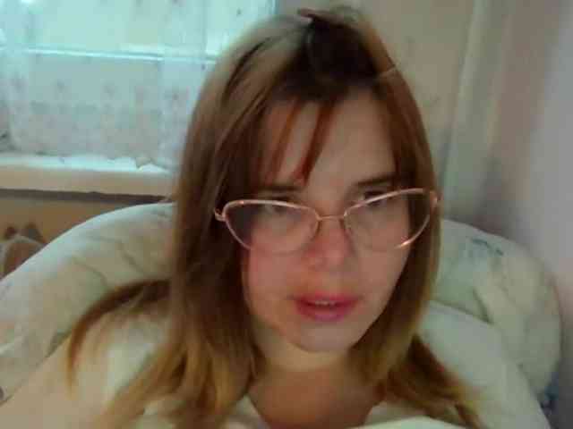 ElenaPleasure webcam