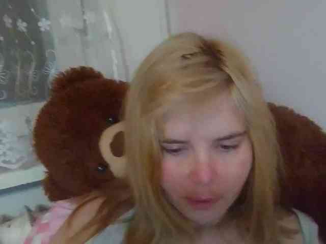 ElenaPleasure webcam