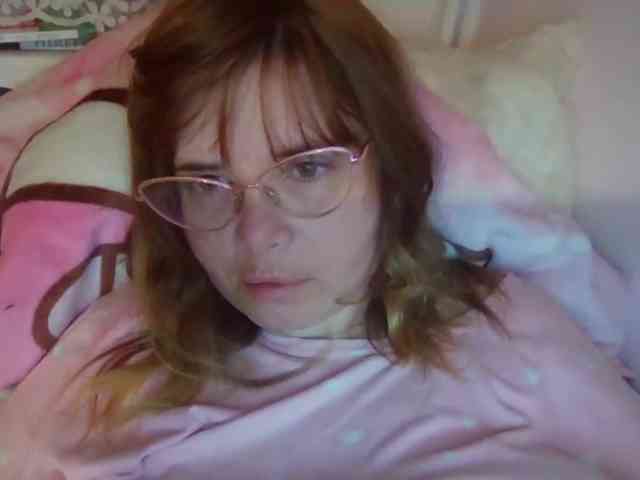 ElenaPleasure webcam