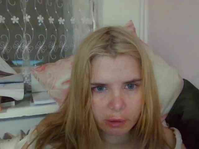 ElenaPleasure webcam