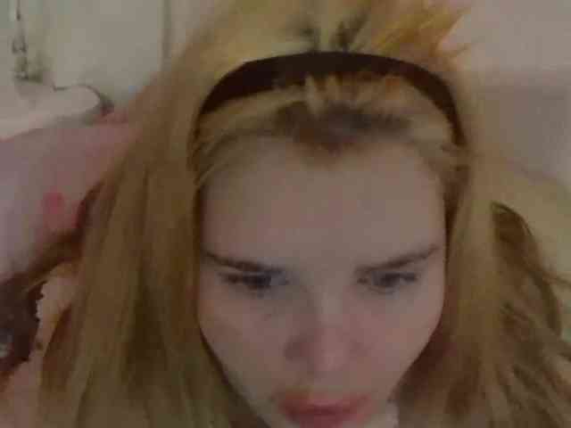 ElenaPleasure webcam