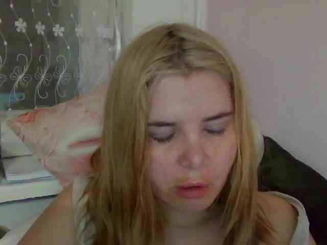 ElenaPleasure webcam