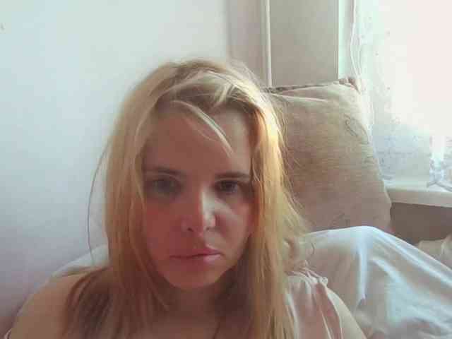 ElenaPleasure webcam