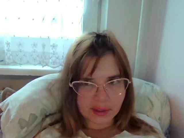 ElenaPleasure webcam