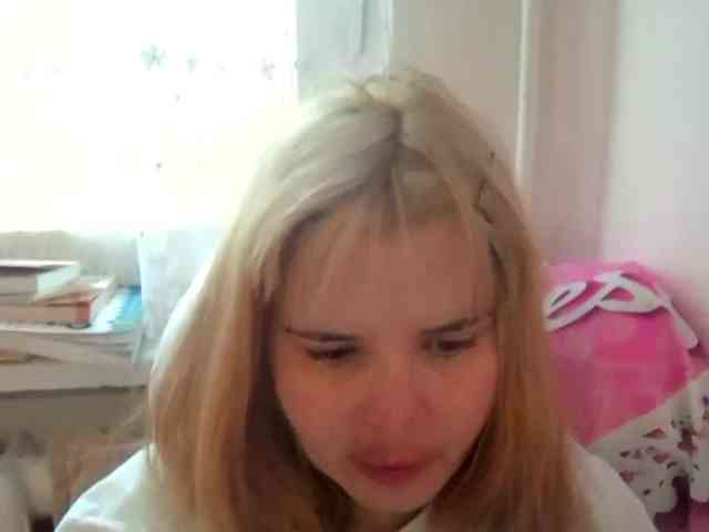 ElenaPleasure webcam