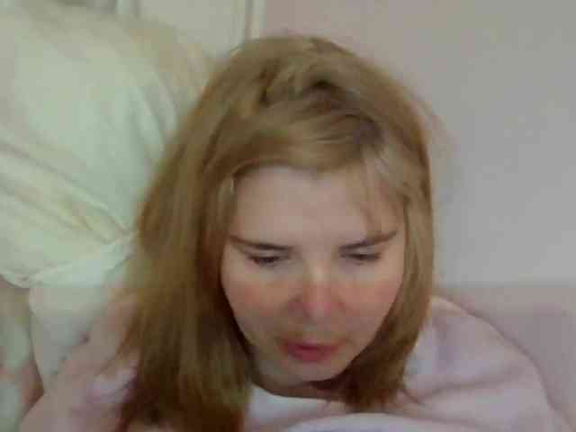 ElenaPleasure webcam