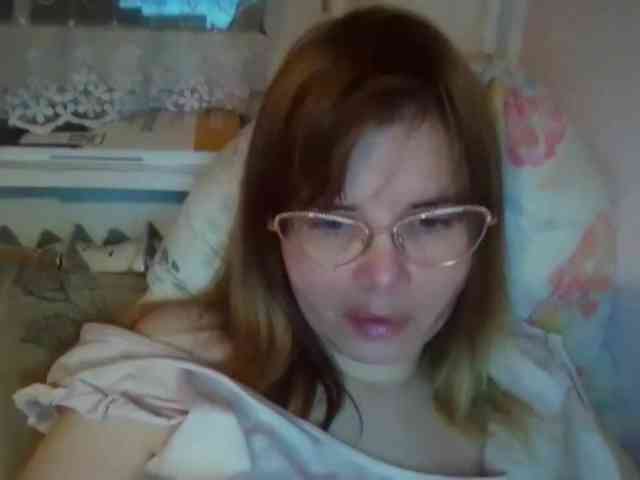 ElenaPleasure webcam