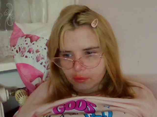 ElenaPleasure webcam