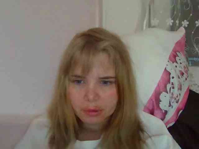 ElenaPleasure webcam