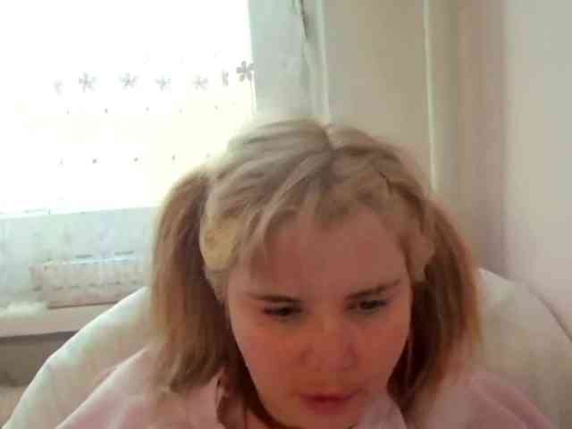 ElenaPleasure webcam