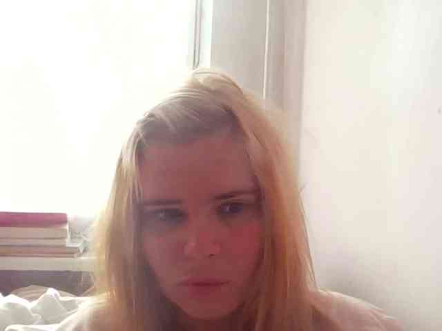 ElenaPleasure webcam