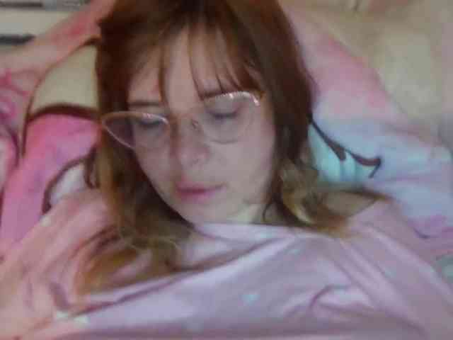 ElenaPleasure webcam