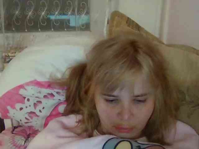 ElenaPleasure webcam