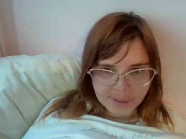 ElenaPleasure webcam