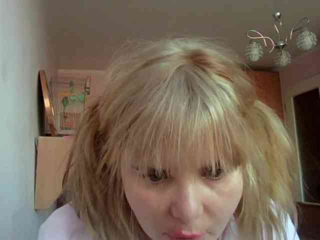 ElenaPleasure webcam