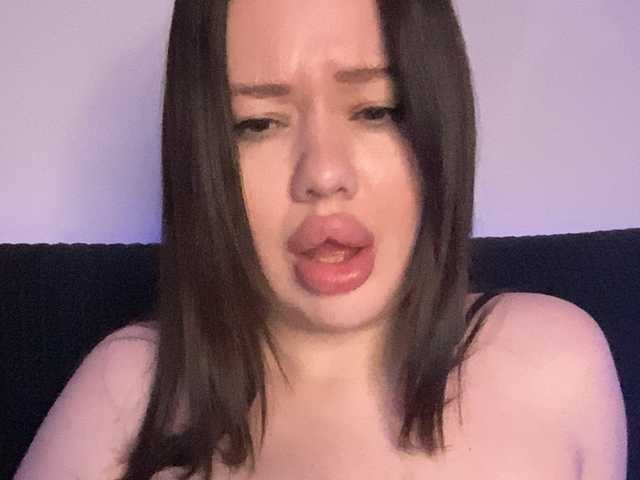 VikaSpace's BongaCams show and profile