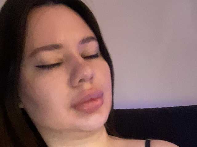 VikaSpace's BongaCams show and profile