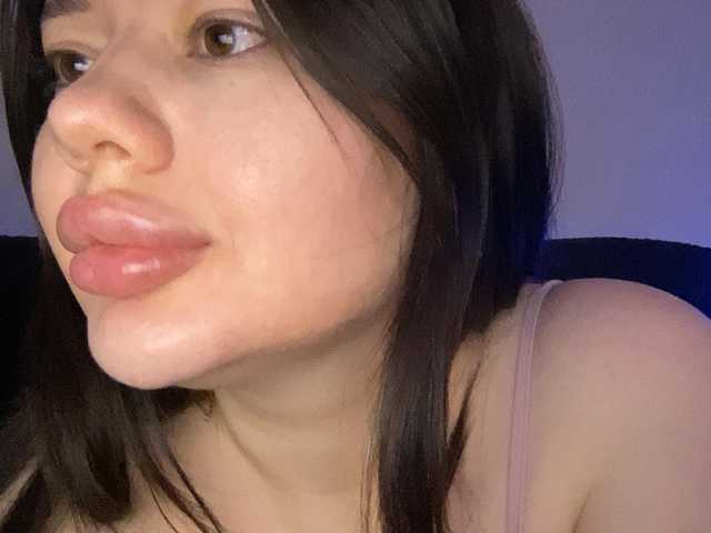 VikaSpace's BongaCams show and profile