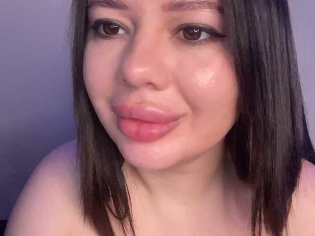 VikaSpace's BongaCams show and profile