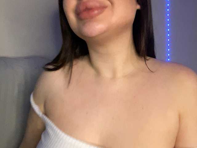 VikaSpace from BongaCams is Freechat