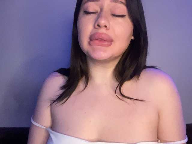 VikaSpace's BongaCams show and profile