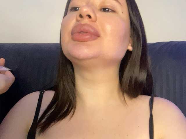 VikaSpace's BongaCams show and profile