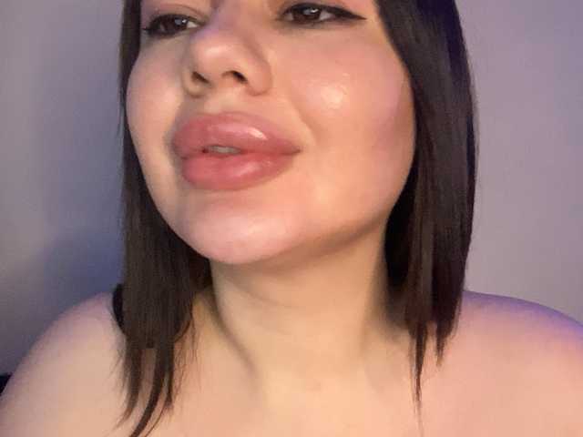 VikaSpace's BongaCams show and profile