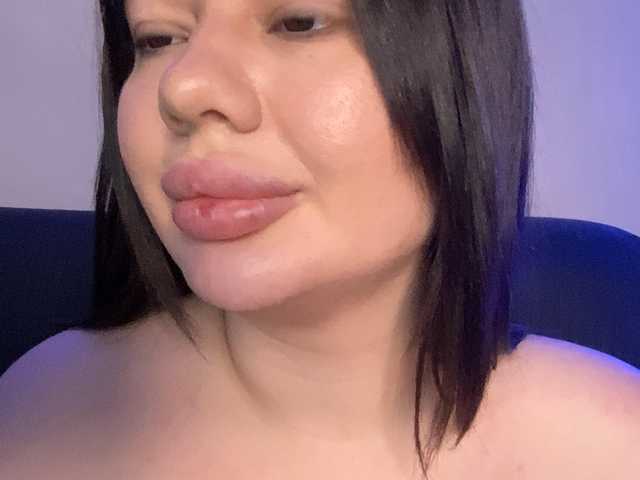 VikaSpace's BongaCams show and profile