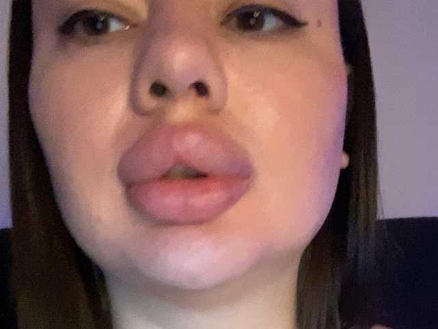 VikaSpace's BongaCams show and profile