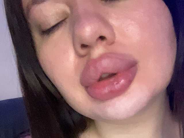 VikaSpace's BongaCams show and profile