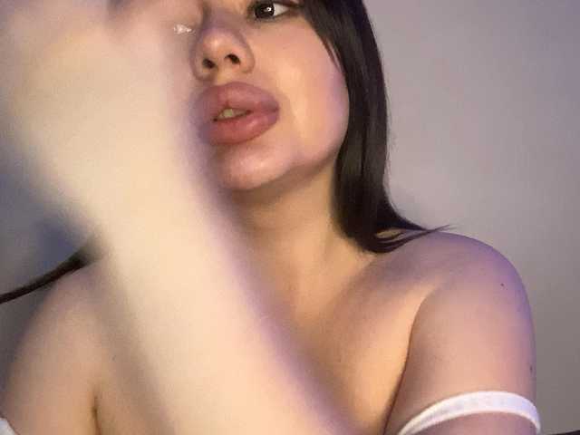 VikaSpace – webcam model profile photo