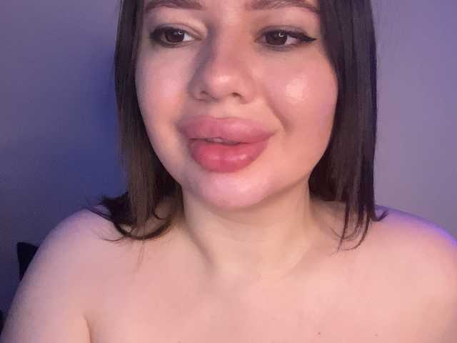 VikaSpace – webcam model profile photo